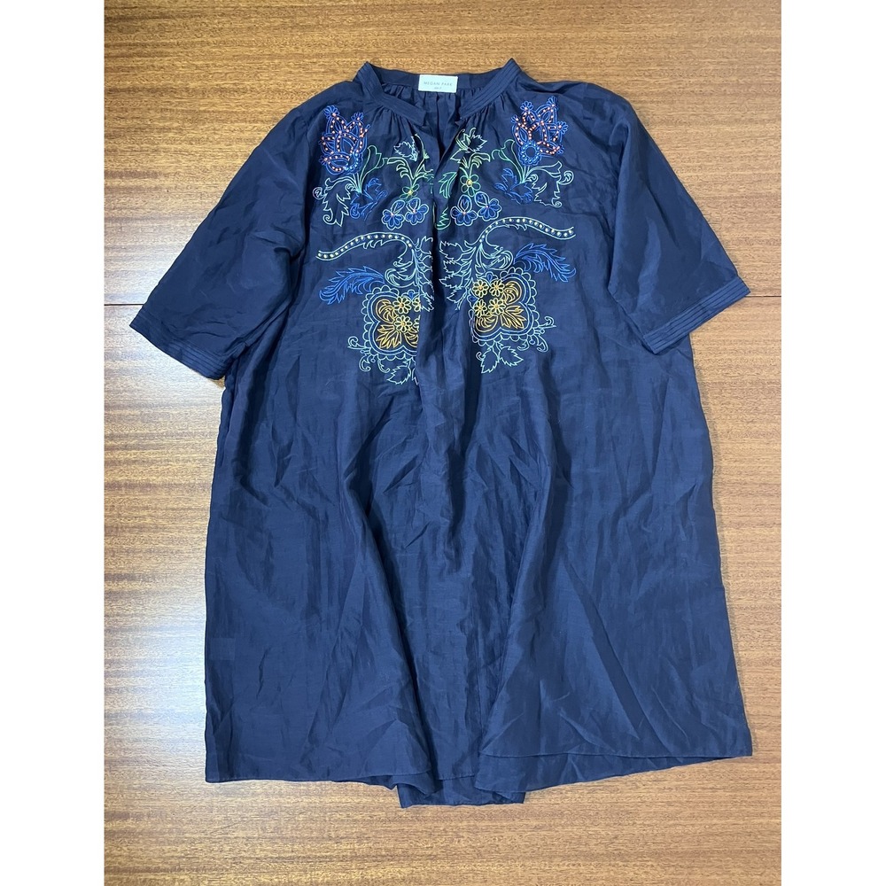 Megan Park Embroidered Blouse Top Size 2 Navy Blue‎ Floral Details Boho Tunic